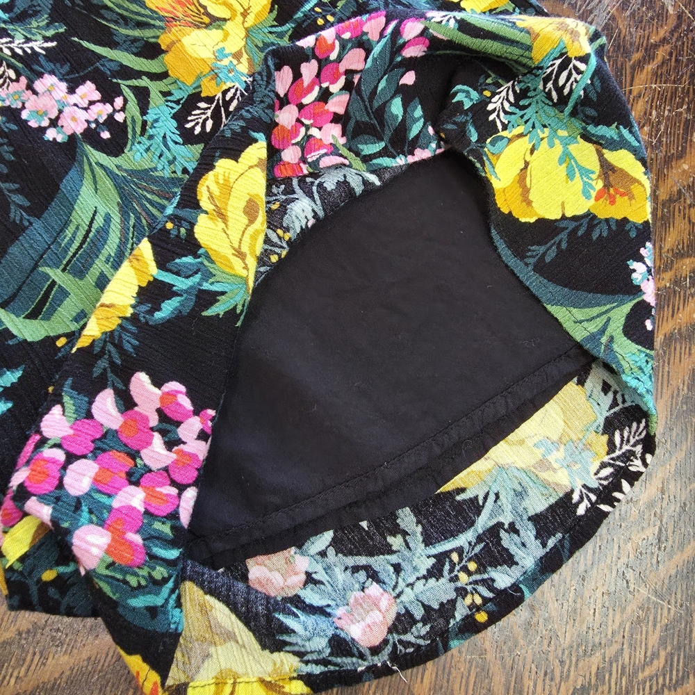 Lush Boho Floral Pleated Back Jumpsuit - Tropical Summer Vacay - Med - Picture 3 of 10